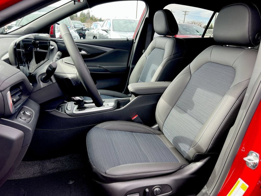 New 2026 Buick Envista Preferred w/ Convenience I Package FWD image 17
