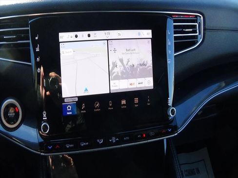 Certified 2024 Jeep Wagoneer 4WD w/ Convenience Group I image 25