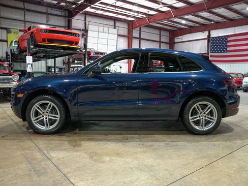 Used 2018 Porsche Macan AWD/4WD image 4