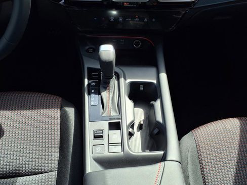 New 2026 Nissan Sentra SR w/ Floor Mat Package FWD image 46