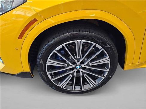 New 2026 BMW X2 M35i w/ Technology Package AWD/4WD image 9