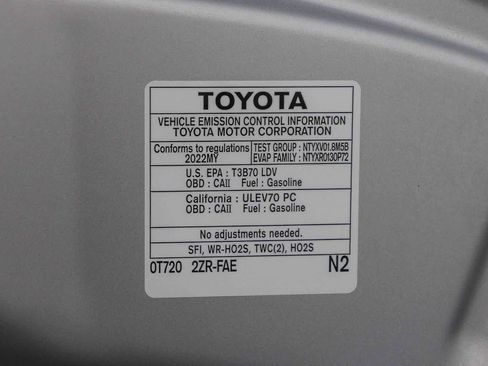 Certified 2022 Toyota Corolla LE FWD image 29