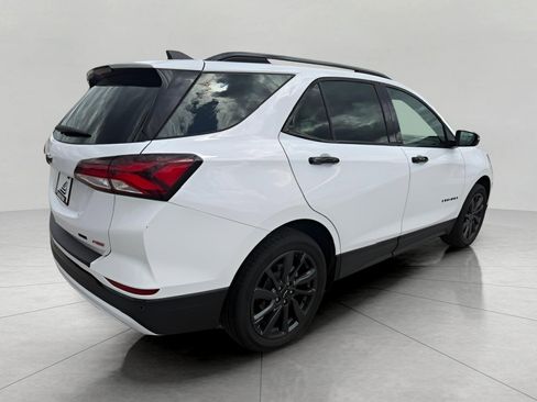 Used 2024 Chevrolet Equinox RS AWD/4WD image 3