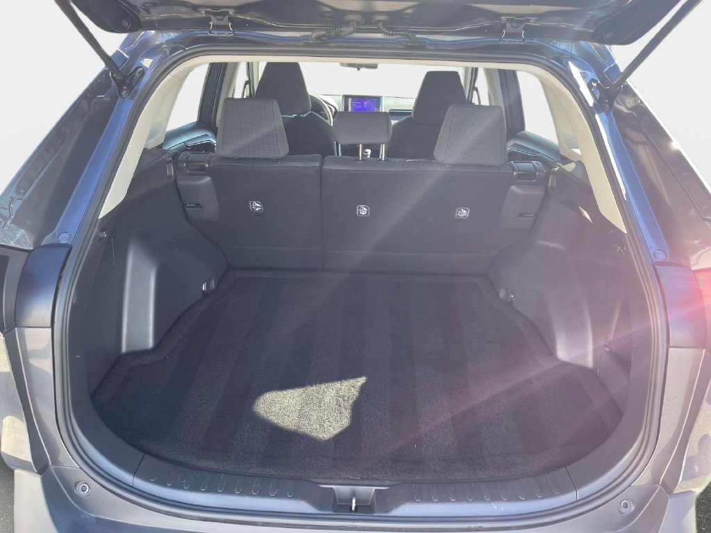 Used 2025 Toyota RAV4 LE FWD image 14