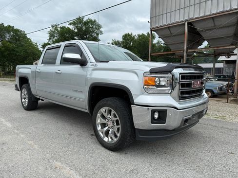 Used 2015 GMC Sierra 1500 SLT w/ SLT Crew Cab Value Package AWD/4WD image 8