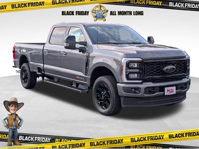 New 2026 Ford F350 Lariat w/ Black Appearance Package