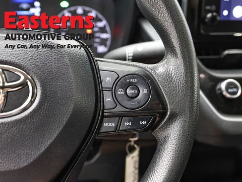 Used 2023 Toyota Corolla LE FWD image 16