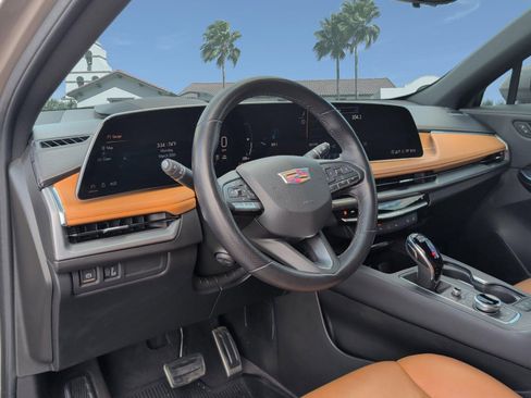Used 2025 Cadillac XT4 Sport w/ LPO, Onyx Lite Package FWD image 12