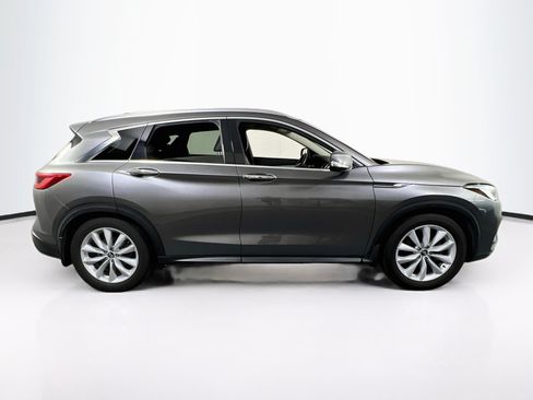 Used 2019 INFINITI QX50 Essential w/ Premium Heat Package AWD/4WD image 4
