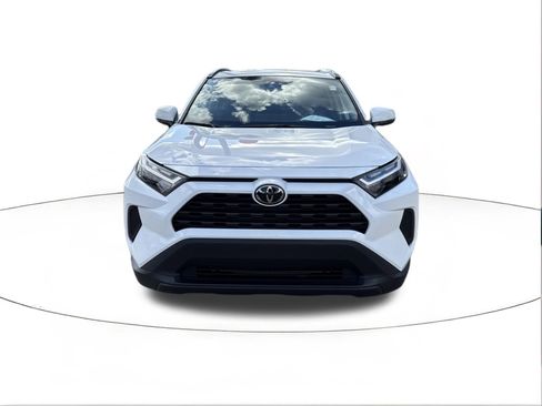 Used 2024 Toyota RAV4 XLE image 8