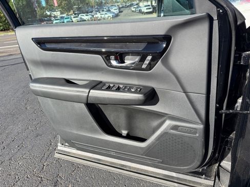 Used 2025 Honda CR-V EX-L image 24