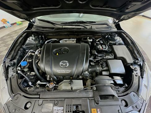 Used 2016 MAZDA MAZDA3 i Sport w/ Preferred Equipment Package image 34