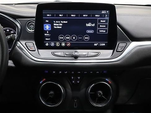 Used 2023 Chevrolet Blazer LT image 27