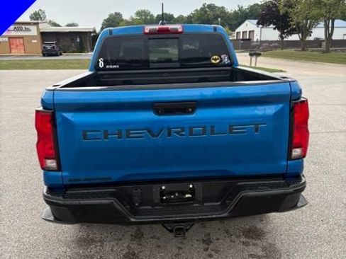 Used 2023 Chevrolet Colorado Z71 w/ Z71 Convenience Package 2 AWD/4WD image 5