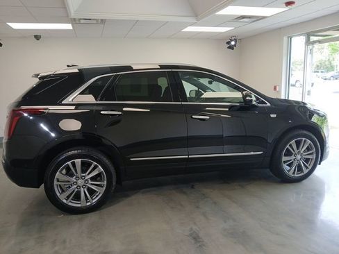 Used 2025 Cadillac XT5 Premium Luxury w/ Technology Package AWD/4WD image 8