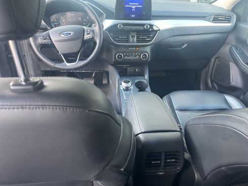 Used 2020 Ford Escape SEL image 15