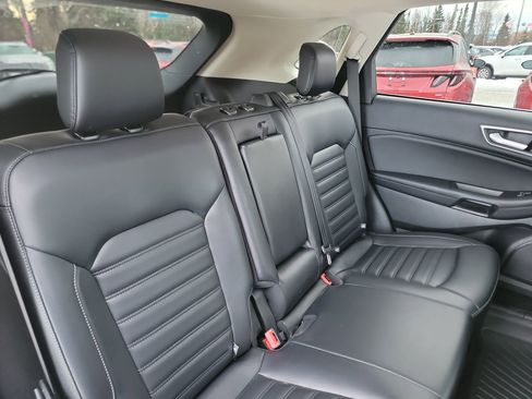 Used 2024 Ford Edge SEL w/ Convenience Package image 20