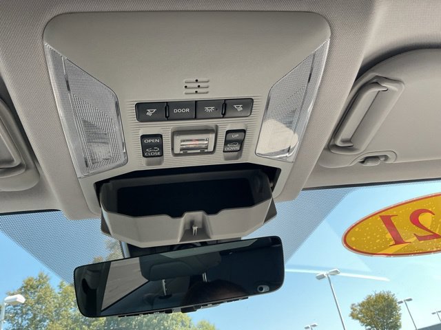 Used 2021 Toyota RAV4 Limited AWD/4WD image 35