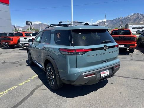 New 2026 Nissan Pathfinder Platinum AWD/4WD image 7
