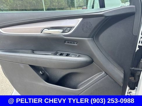Used 2019 Cadillac XT5 Luxury FWD image 13