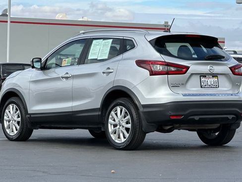Used 2022 Nissan Rogue Sport SV w/ Technology Package image 7