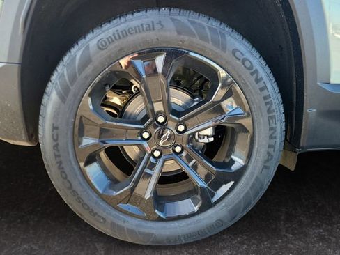 New 2026 Chevrolet Equinox LT w/ Midnight Edition image 29