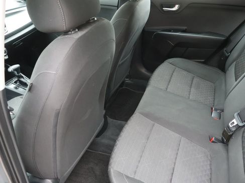 Used 2023 Kia Rio S image 10