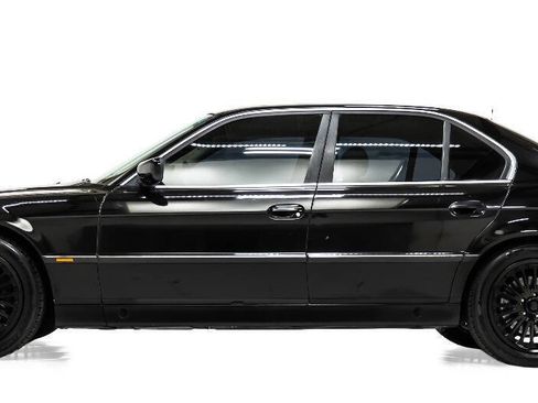 Used 1998 BMW 740i image 6