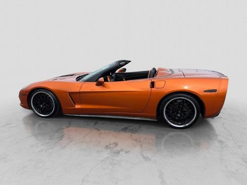 Used 2007 Chevrolet Corvette Convertible w/ Preferred Equipment Group RWD image 2