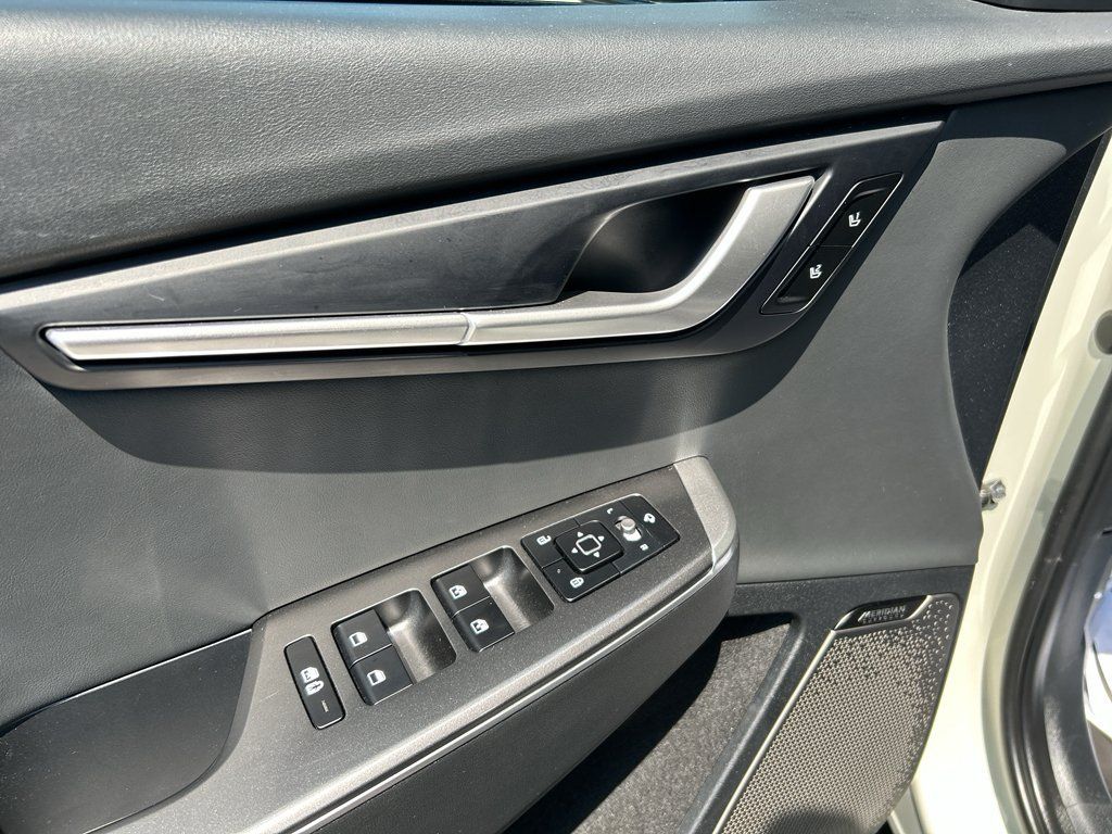 Certified 2024 Kia EV6 Wind w/ Wind Technology Package AWD/4WD image 16