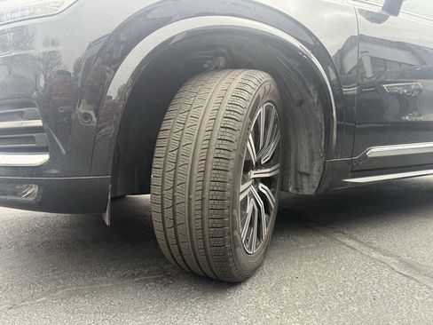 Used 2025 Volvo XC90 B6 Ultra image 36