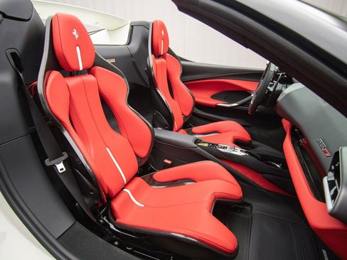 Used 2025 Ferrari 296 GTS RWD image 20