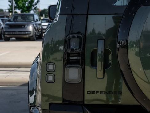 New 2026 Land Rover Defender 110 X AWD/4WD image 58