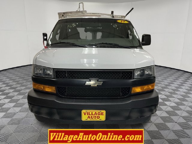 Used 2019 Chevrolet Express 2500 RWD image 6