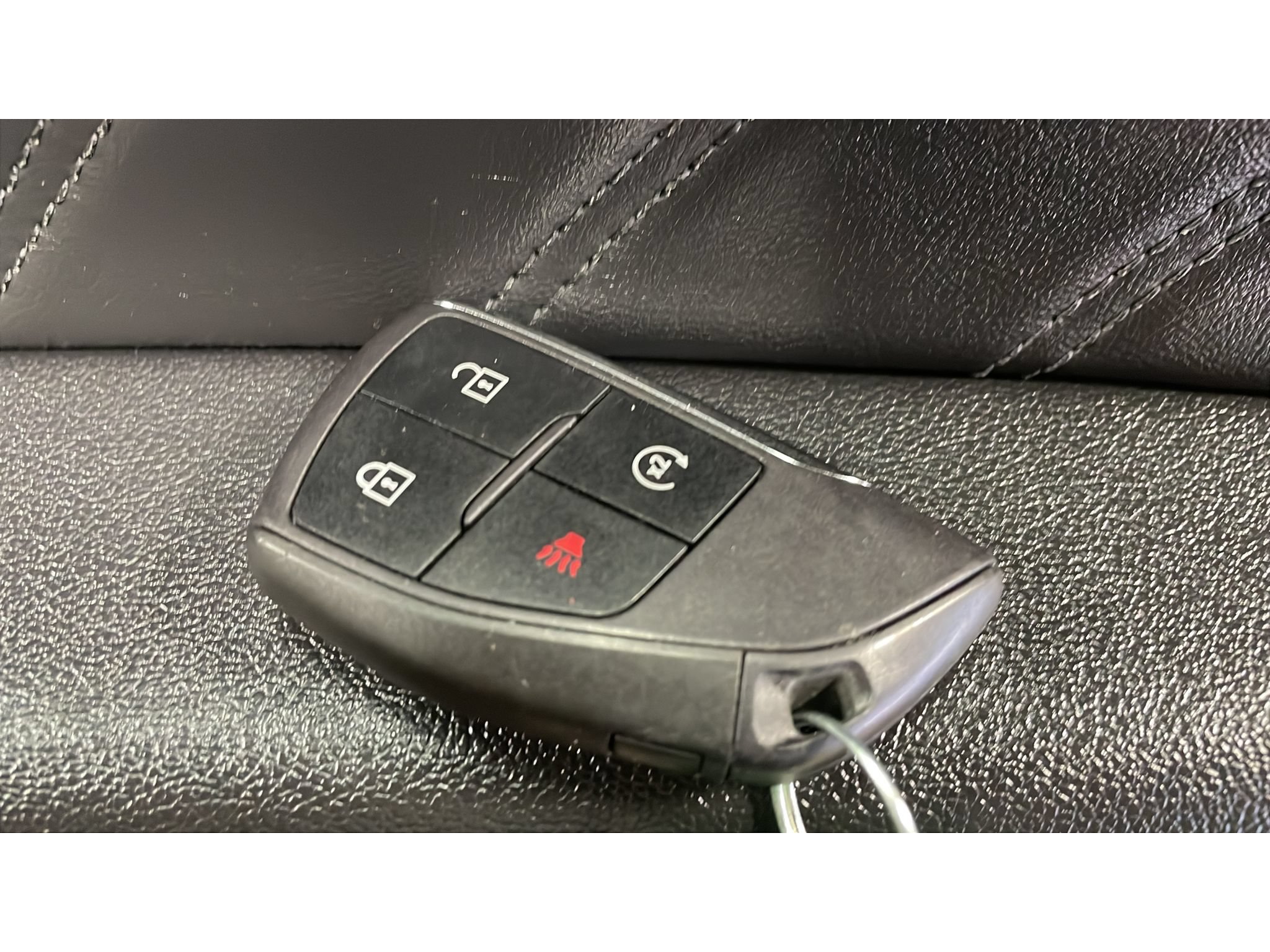Used 2024 GMC Canyon AT4X AWD/4WD image 18