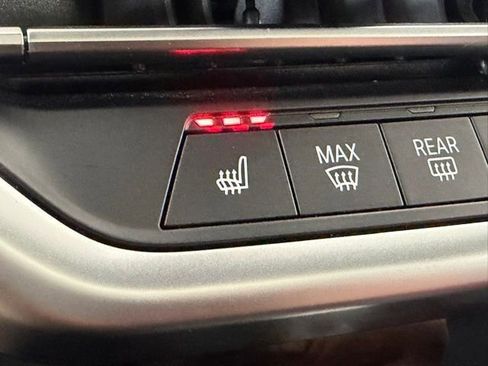 Used 2024 BMW X4 M40i w/ Premium Package image 28