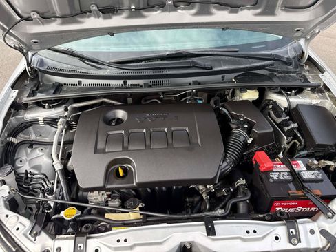 Used 2015 Toyota Corolla L FWD image 9