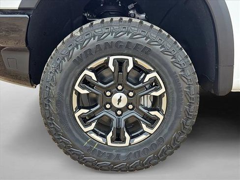 New 2026 Chevrolet Silverado 1500 ZR2 AWD/4WD image 10