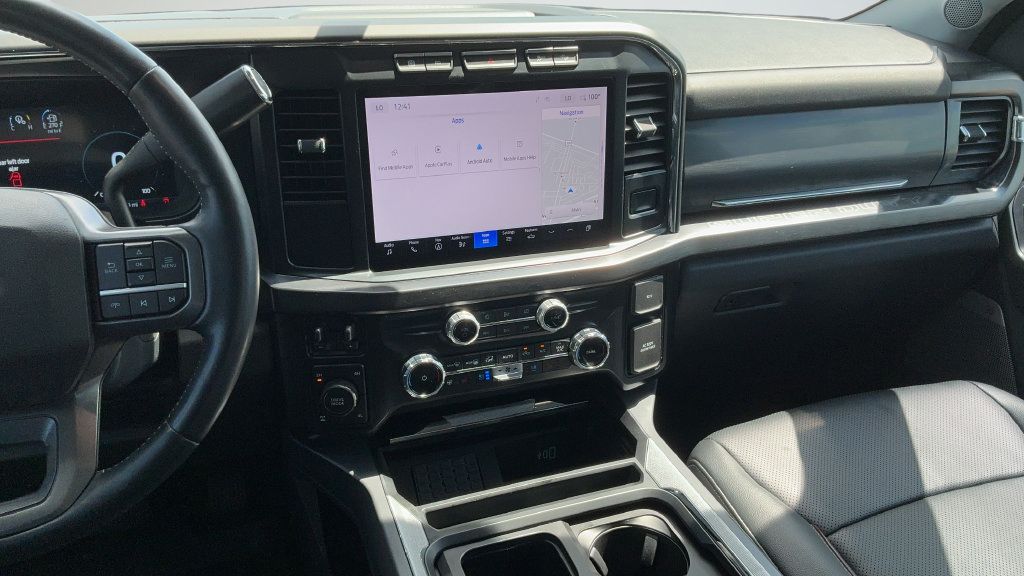 Used 2024 Ford F250 Lariat w/ Black Appearance Package AWD/4WD image 9