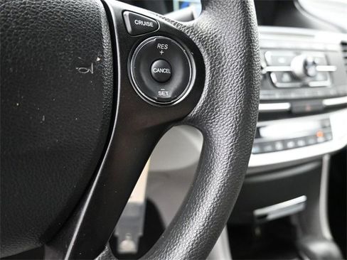 Used 2014 Honda Accord LX image 7