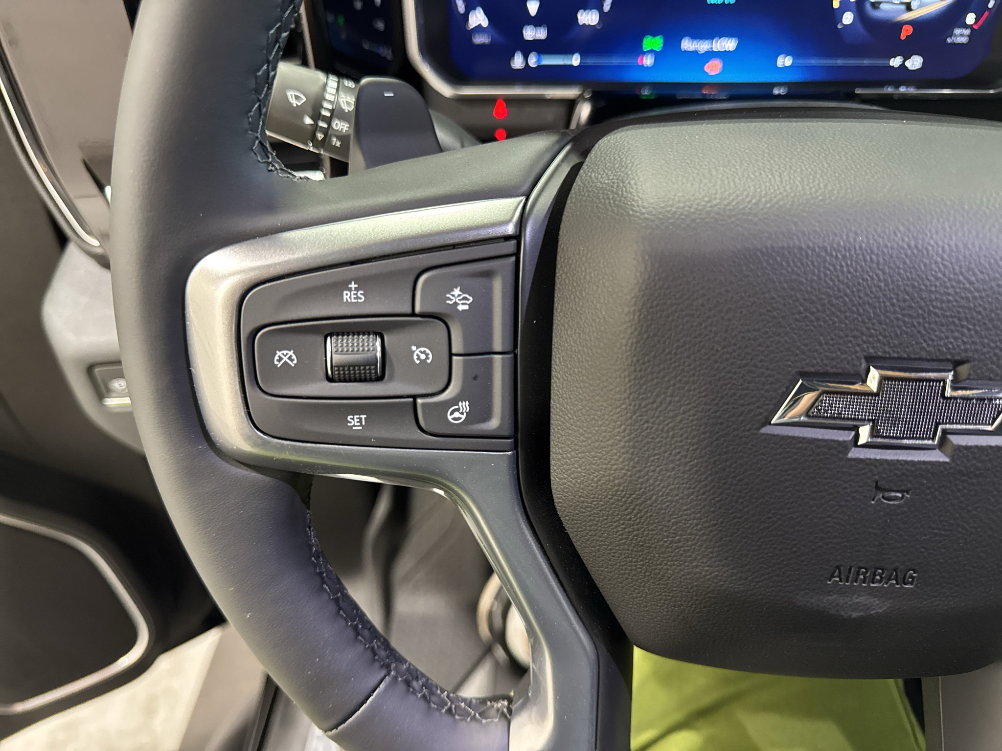 New 2026 Chevrolet Silverado 1500 RST w/ Redline Edition AWD/4WD image 26