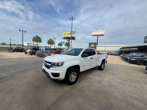 Used 2018 Chevrolet Colorado W/T RWD image 9