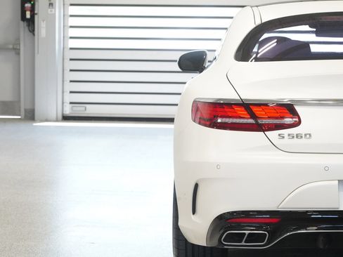 Certified 2021 Mercedes-Benz S 560 4MATIC Coupe image 9