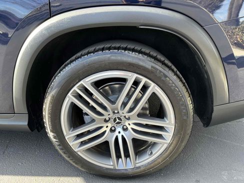 Used 2022 Mercedes-Benz GLS 450 4MATIC SUV - WARMTH & COMFORT image 93
