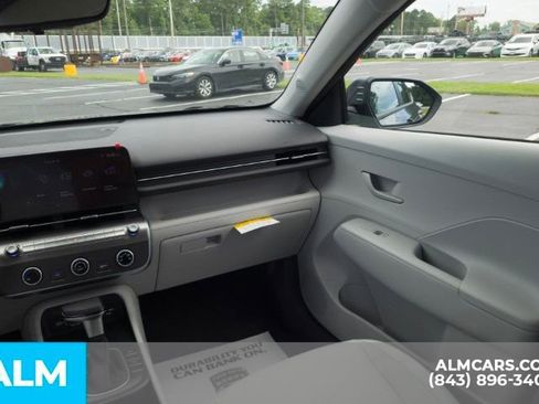 Used 2026 Hyundai Kona SE image 18