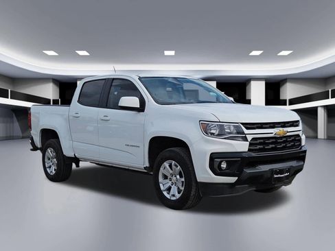 Used 2022 Chevrolet Colorado LT w/ LT Convenience Package image 9