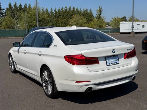 Used 2019 BMW 530e RWD image 6