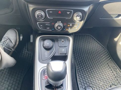 Used 2021 Jeep Compass Latitude w/ Convenience Group image 22