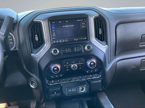 Used 2023 GMC Sierra 2500 Denali w/ Denali Ultimate Package image 10