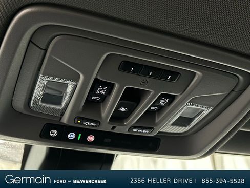 Used 2023 GMC Sierra 2500 Denali w/ Denali Ultimate Package image 25